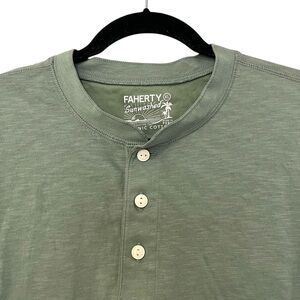 Faherty Sunwashed Organic Cotton Short Sleeve Henley Mens XL Sage Green
